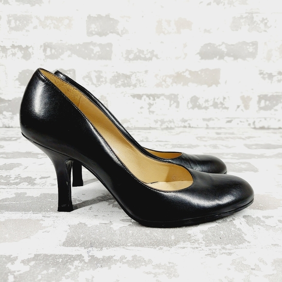 Nine West Burg Leather Black Almond Toe Heeled Pumps V18 - Picture 5 of 14